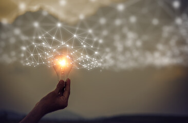 包含上海新增10例本土确诊病例的词条